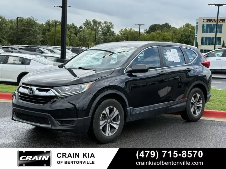 2017 Honda CR-V LX photo 1