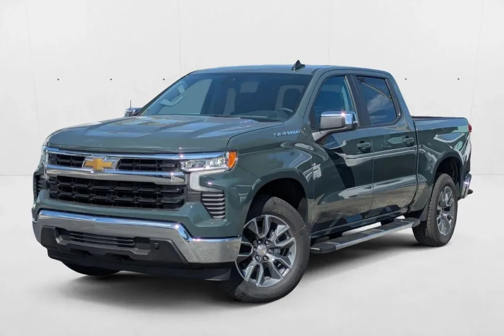 2025 Chevrolet Silverado 1500 LT photo 1