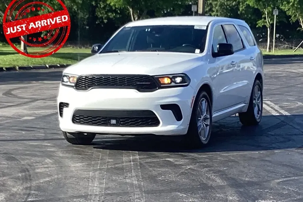 2023 Dodge Durango GT photo 1