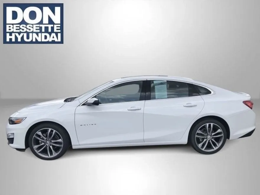 2022 Chevrolet Malibu 1LT photo 1