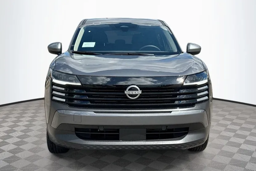 2025 Nissan Kicks SV photo 1