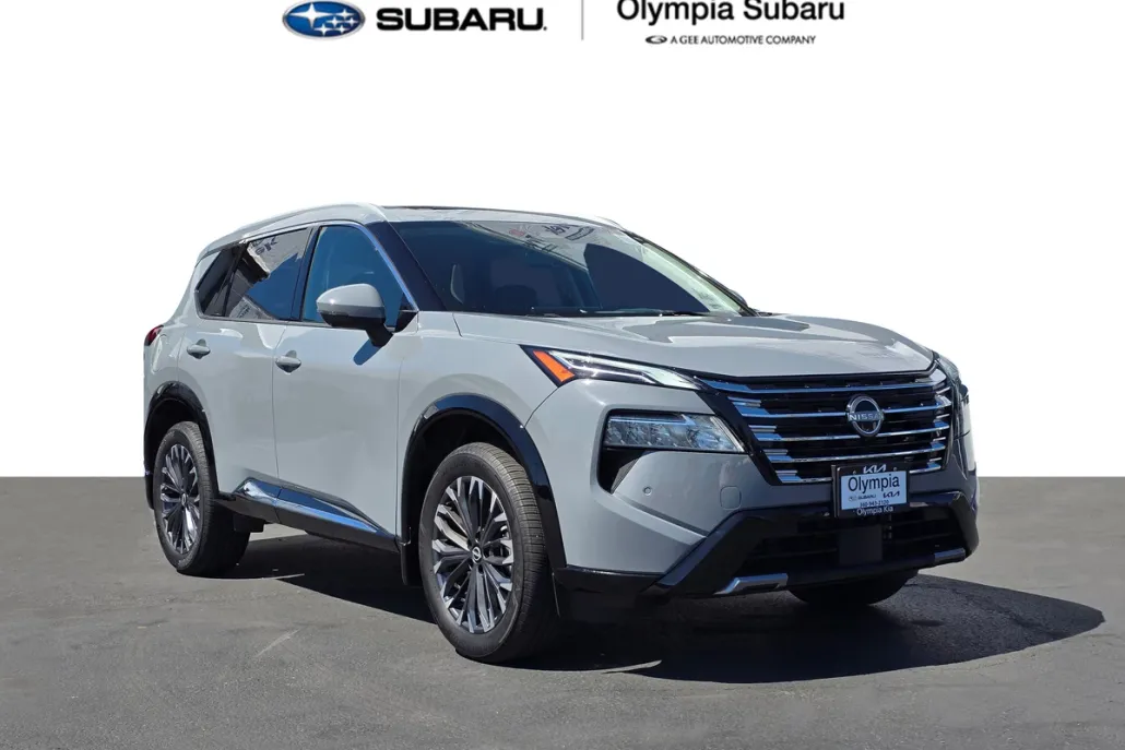 2024 Nissan Rogue Platinum photo 1