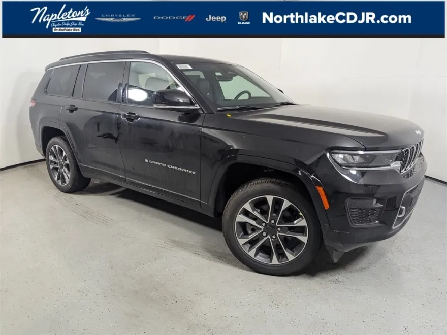 2025 Jeep Grand Cherokee Overland photo 1