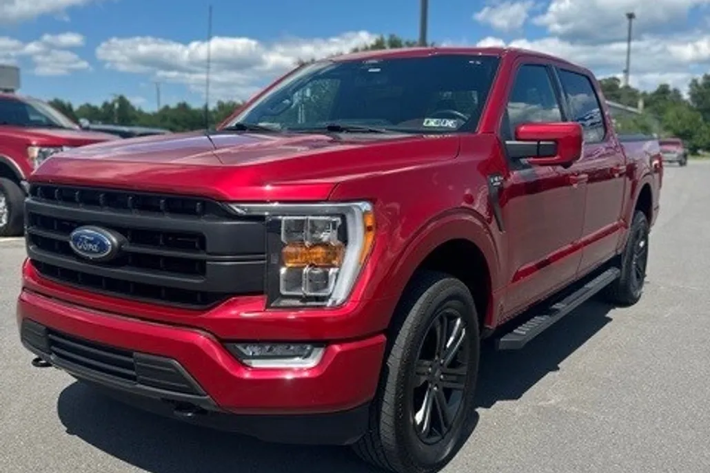 2022 Ford F-150 Lariat photo 1