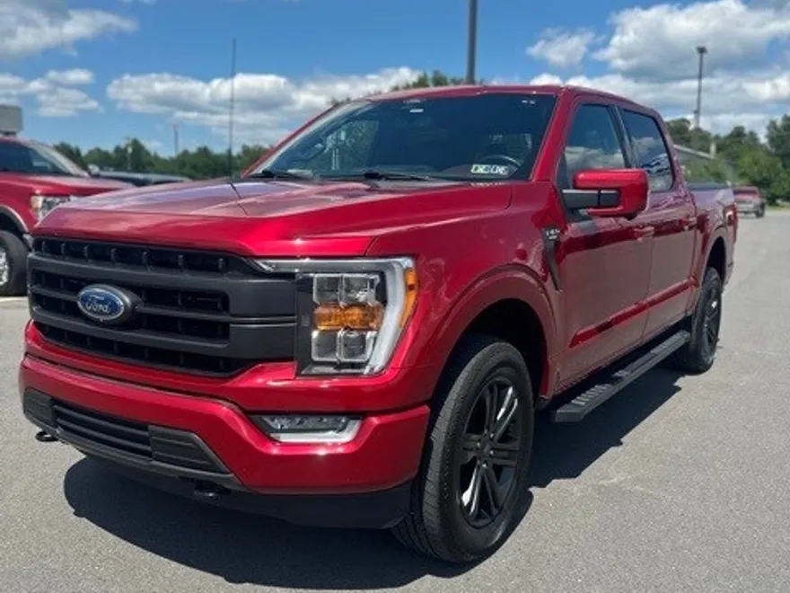 2022 Ford F-150 Lariat photo 1