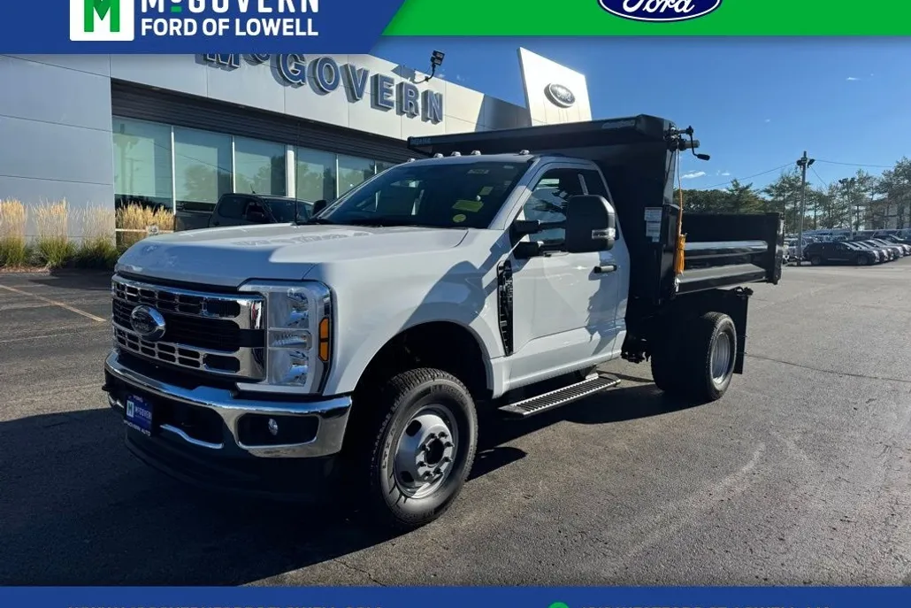 2025 Ford F-350 photo 1