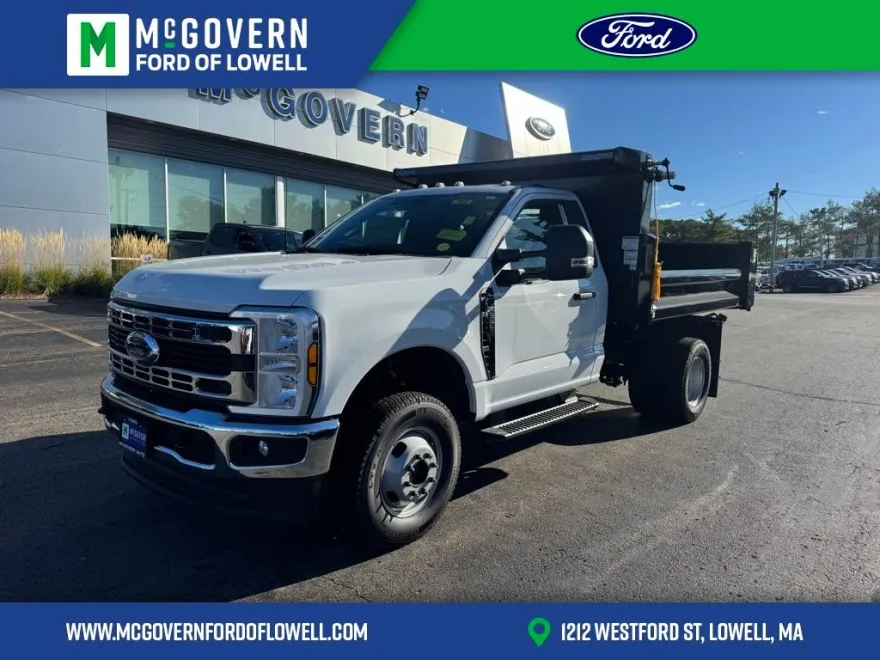 2025 Ford F-350 photo 1