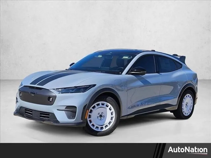 2025 Ford Mustang Mach-E GT photo 1
