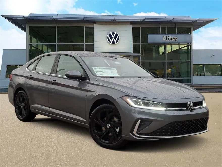 2025 Volkswagen Jetta 1.5T SE photo 1