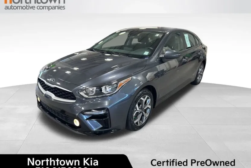 2020 Kia Forte LXS photo 1