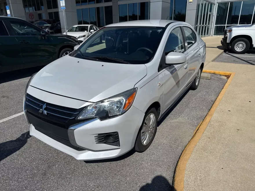 2021 Mitsubishi Mirage G4 ES photo 1