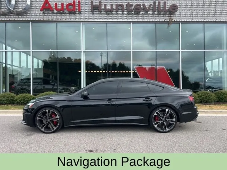 2022 Audi S5 Prestige photo 1
