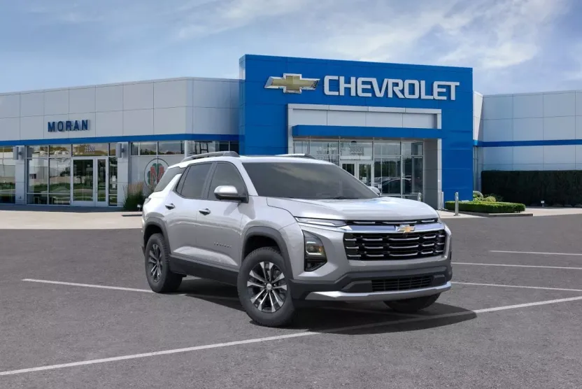 2026 Chevrolet Equinox LT photo 1