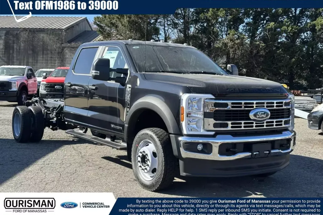 2025 Ford F-550 XL photo 1