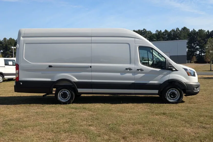 2025 Ford Transit photo 1