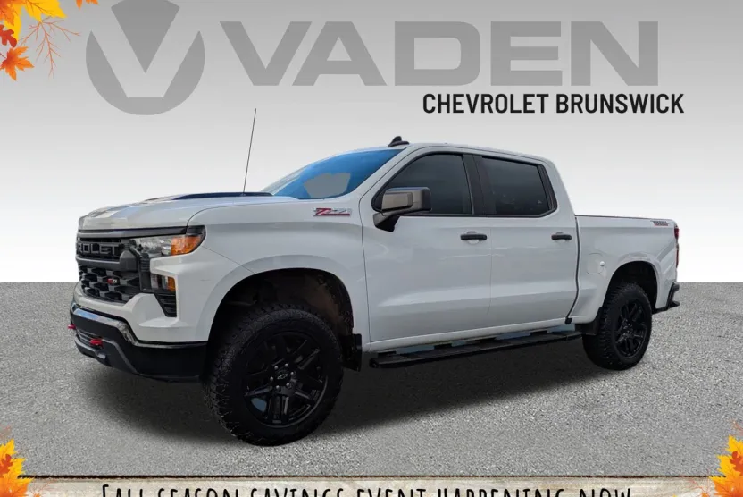 2023 Chevrolet Silverado 1500 Custom Trail Boss photo 1