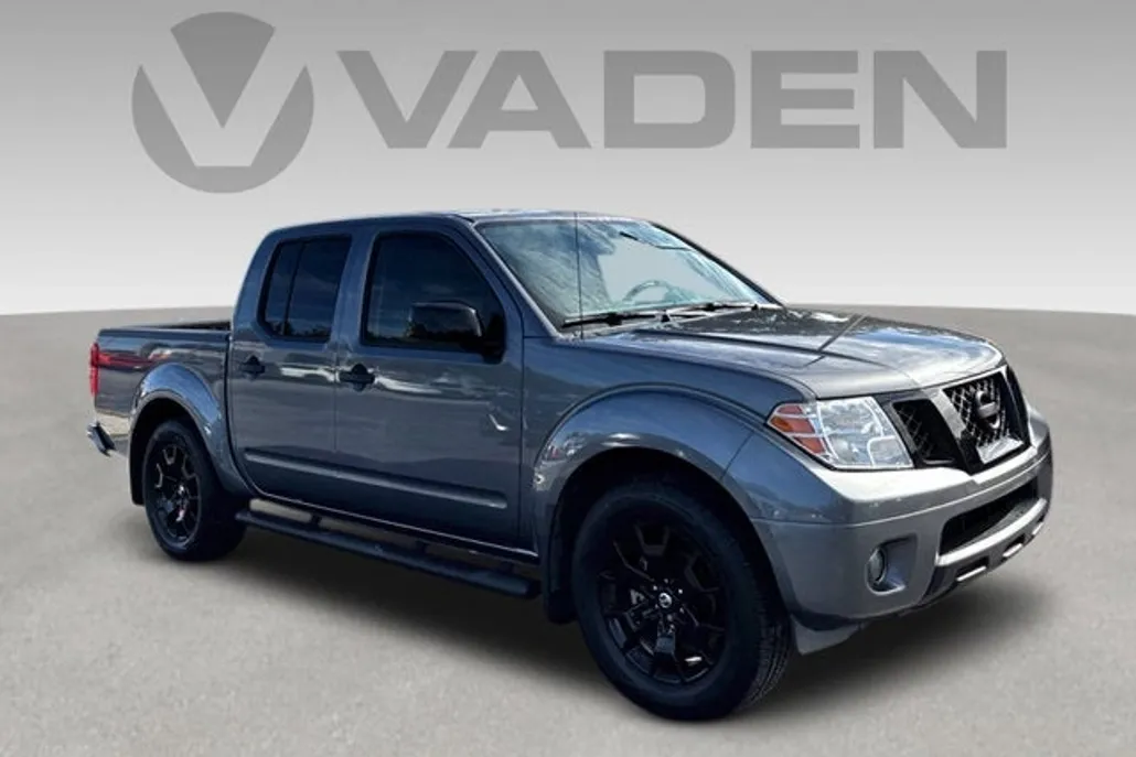 2020 Nissan Frontier Crew Cab SV photo 1