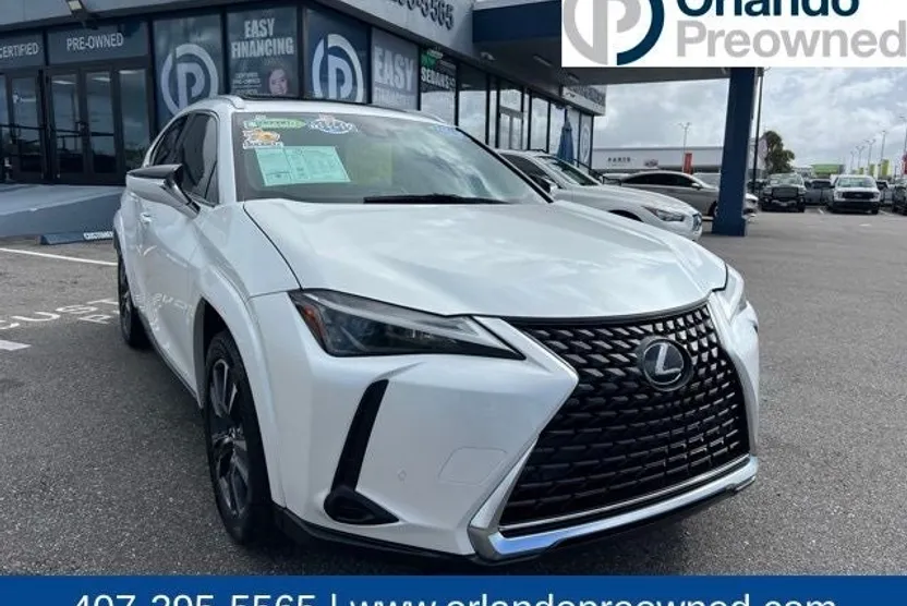 2023 Lexus UX 250h Premium photo 1