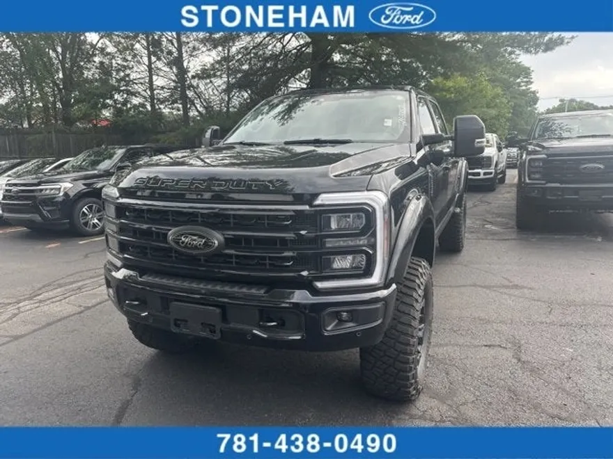 2024 Ford F-250 Lariat photo 1