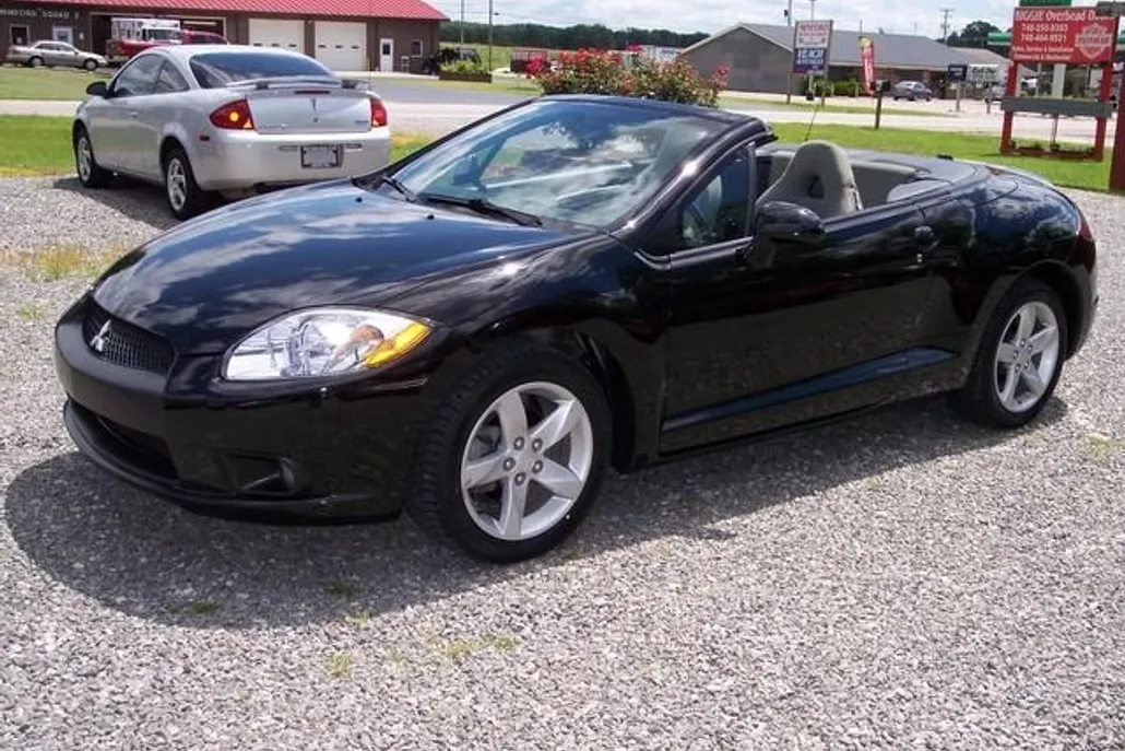 2010 Mitsubishi Eclipse GS Spyder photo 1