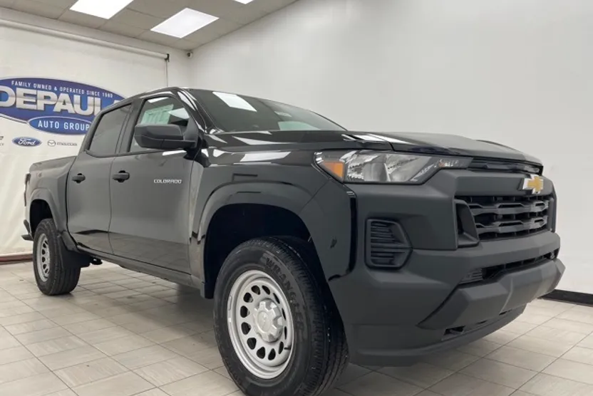 2026 Chevrolet Colorado Work Truck photo 1