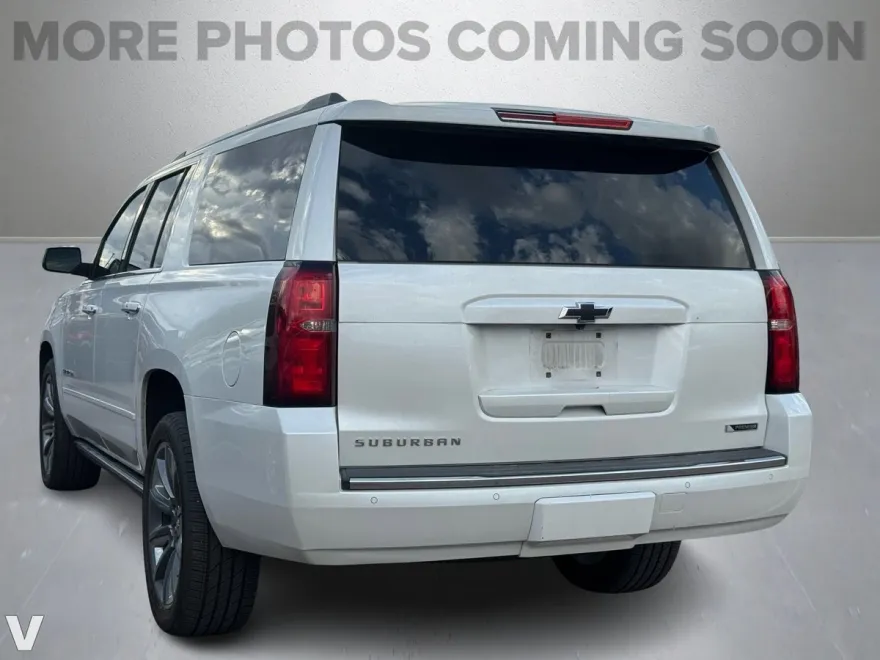 2018 Chevrolet Suburban Premier photo 1