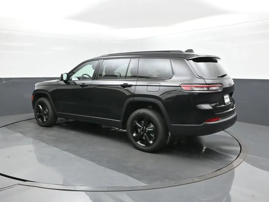 2025 Jeep Grand Cherokee Altitude X photo 1