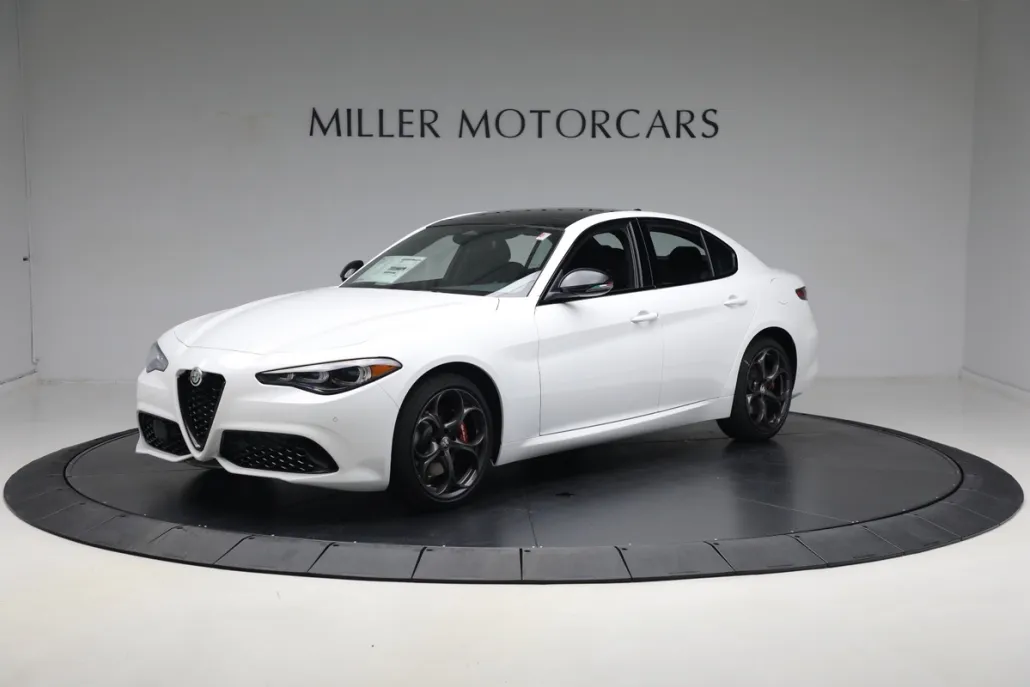 2025 Alfa Romeo Giulia SPRINT photo 1