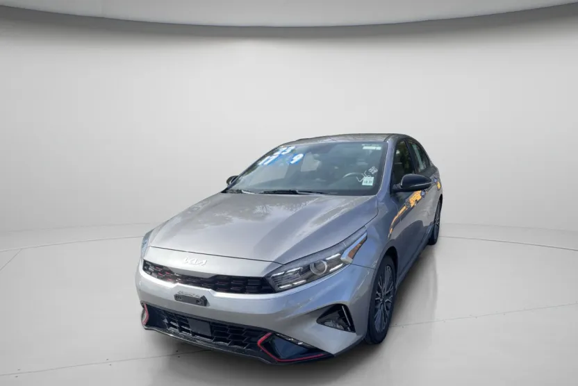 2023 Kia Forte GT-Line photo 1