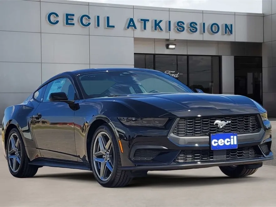 2025 Ford Mustang EcoBoost photo 1