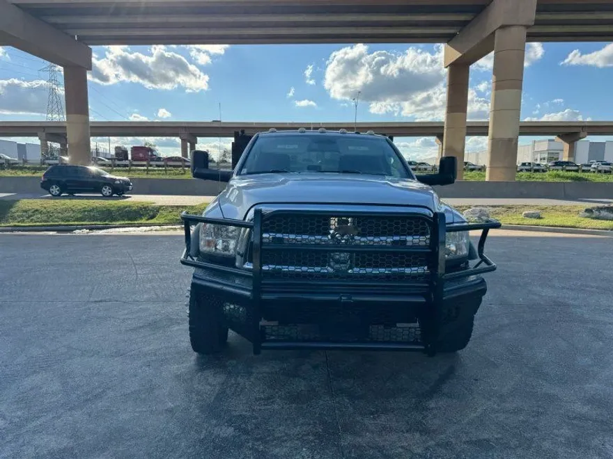 2016 Ram 5500 Tradesman SLT Laramie photo 1