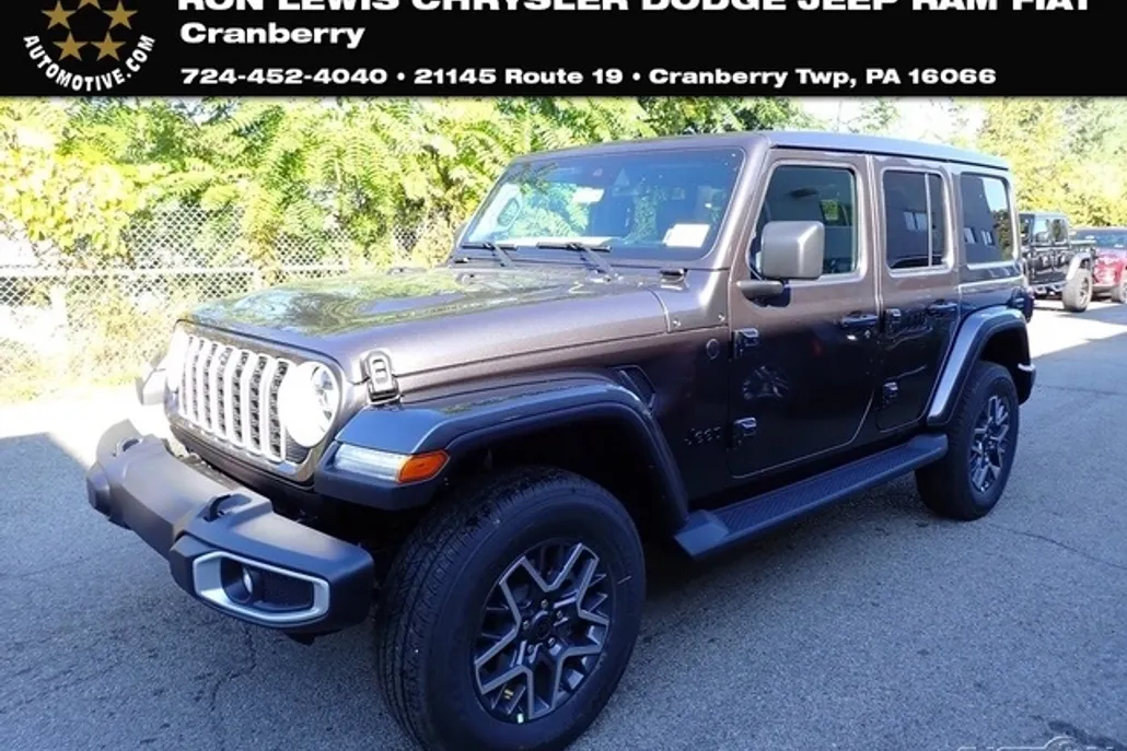 2025 Jeep Wrangler Sahara photo 1