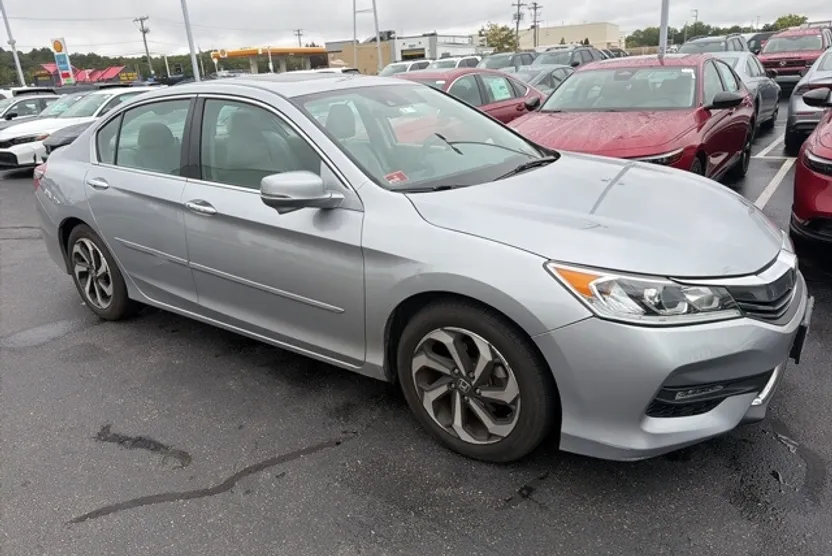 2016 Honda Accord EX-L V6 photo 1