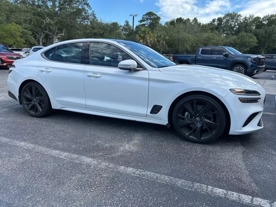 2023 Genesis G70 2.0T Sport Prestige photo 1