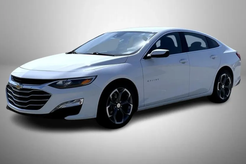 2023 Chevrolet Malibu 1LT photo 1