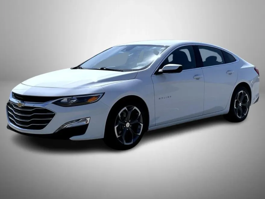 2023 Chevrolet Malibu 1LT photo 1