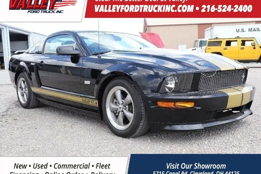 2006 Ford Mustang photo 1
