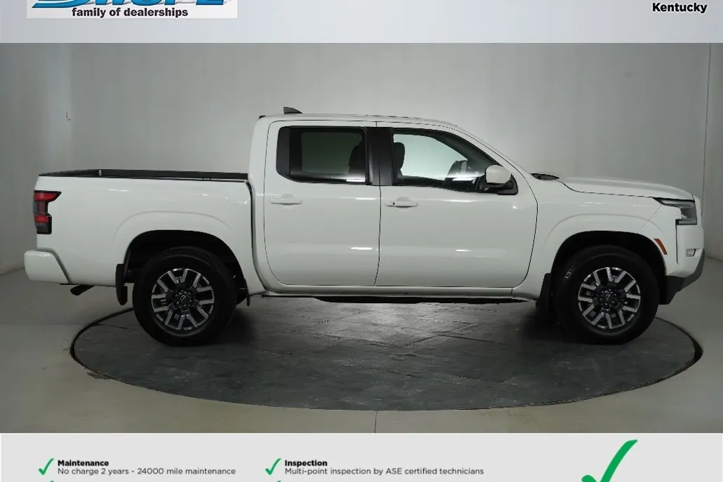 2024 Nissan Frontier SL photo 1