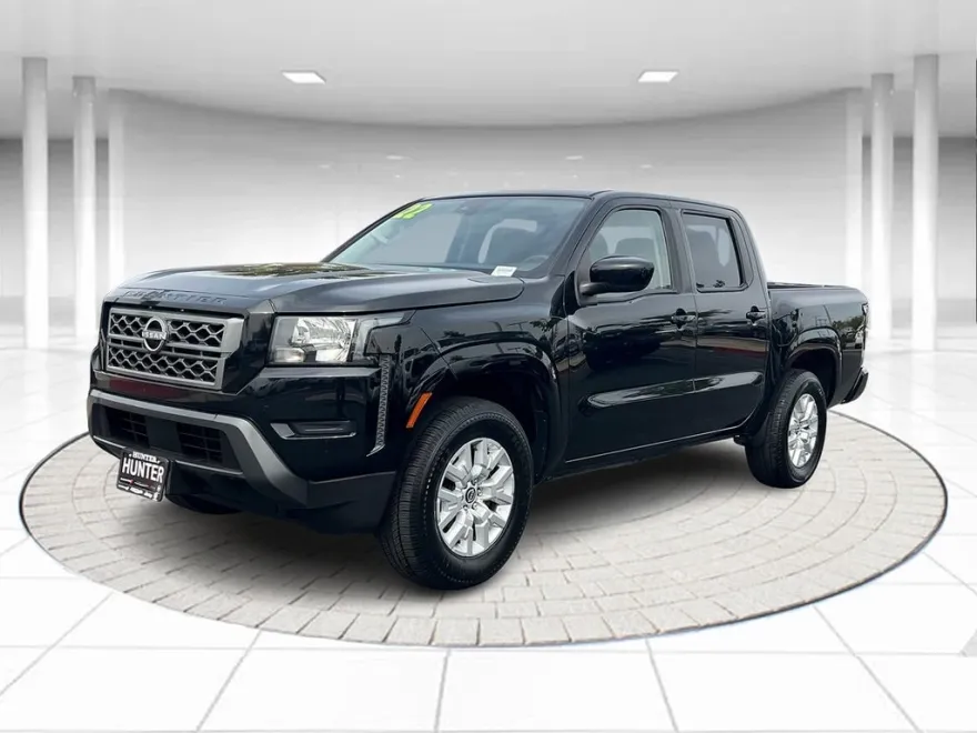 2022 Nissan Frontier SV photo 1