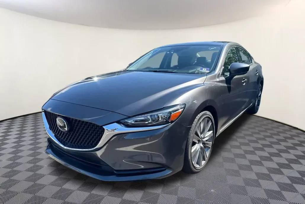 2018 Mazda Mazda6 Grand Touring photo 1
