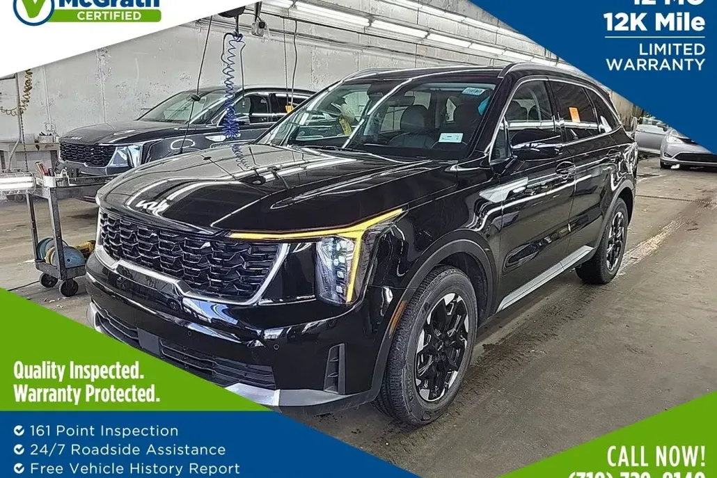 2024 Kia Sorento S photo 1