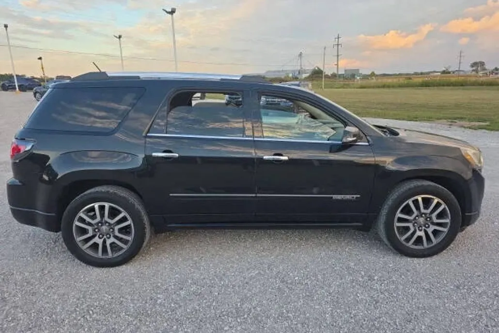 2014 Gmc Acadia Denali photo 1