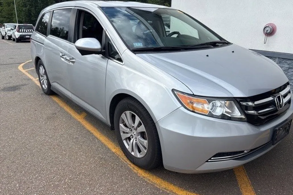 2014 Honda Odyssey EX-L photo 1