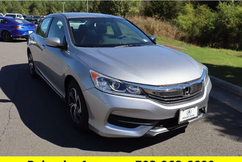 2017 Honda Accord LX photo 1