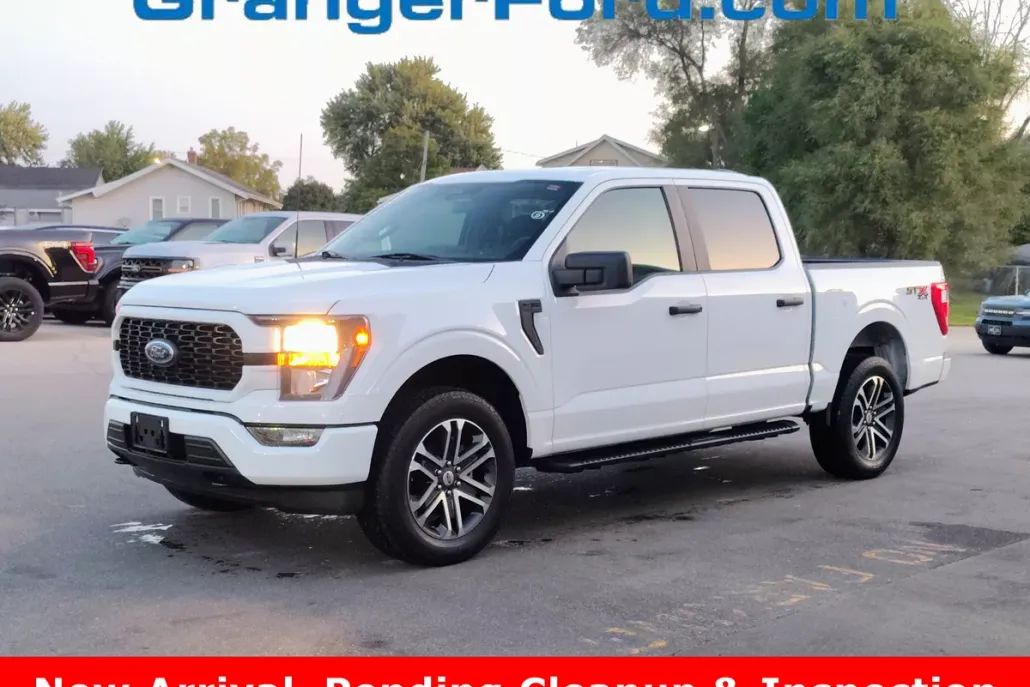 2023 Ford F-150 XL photo 1