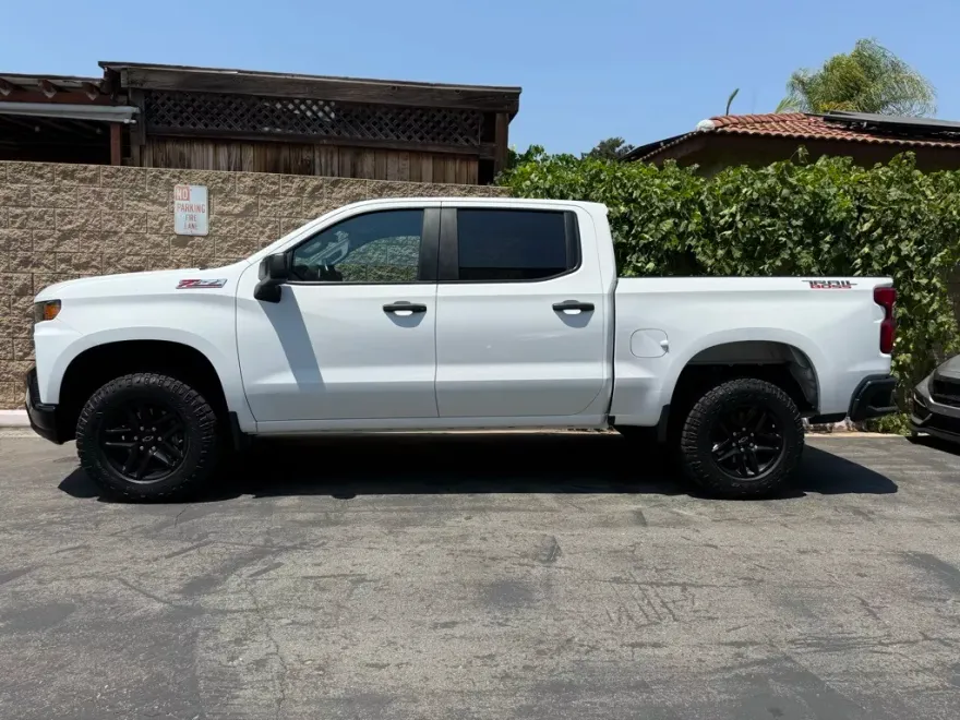 2020 Chevrolet Silverado 1500 Custom Trail Boss photo 1