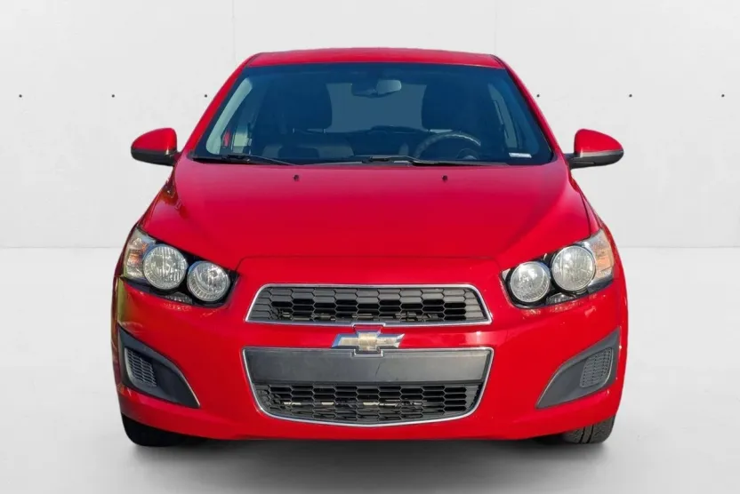 2014 Chevrolet Sonic LT photo 1