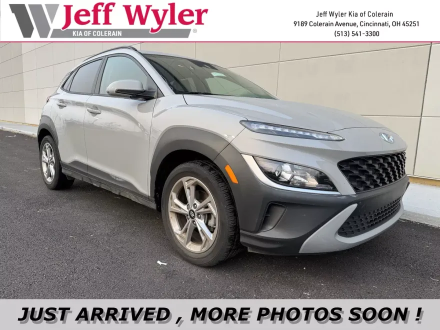 2023 Hyundai Kona SEL photo 1