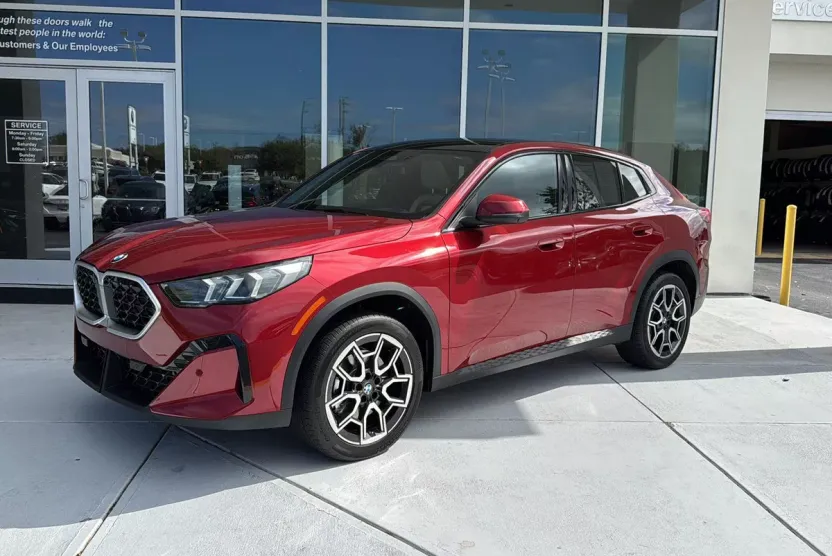 2025 Bmw X2 xDrive28i photo 1