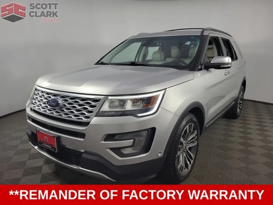 2017 Ford Explorer Platinum Sport photo 1